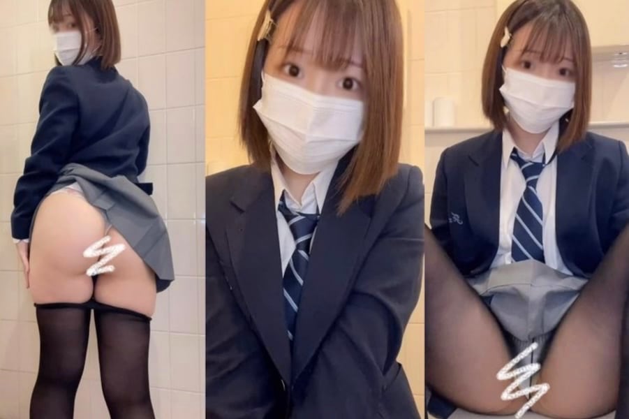 制服JKが多目的トイレでオナ