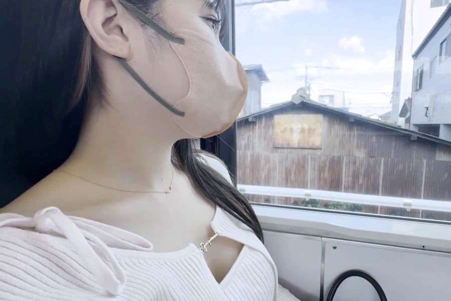 電車お触り19 超可愛い巨乳ちゃんがおっぱいと股間を触られまくってます！！！ピンク乳首！！！